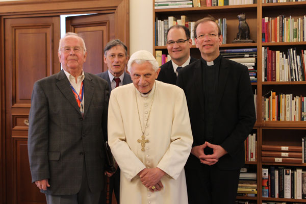 12 2022 Papst Huber