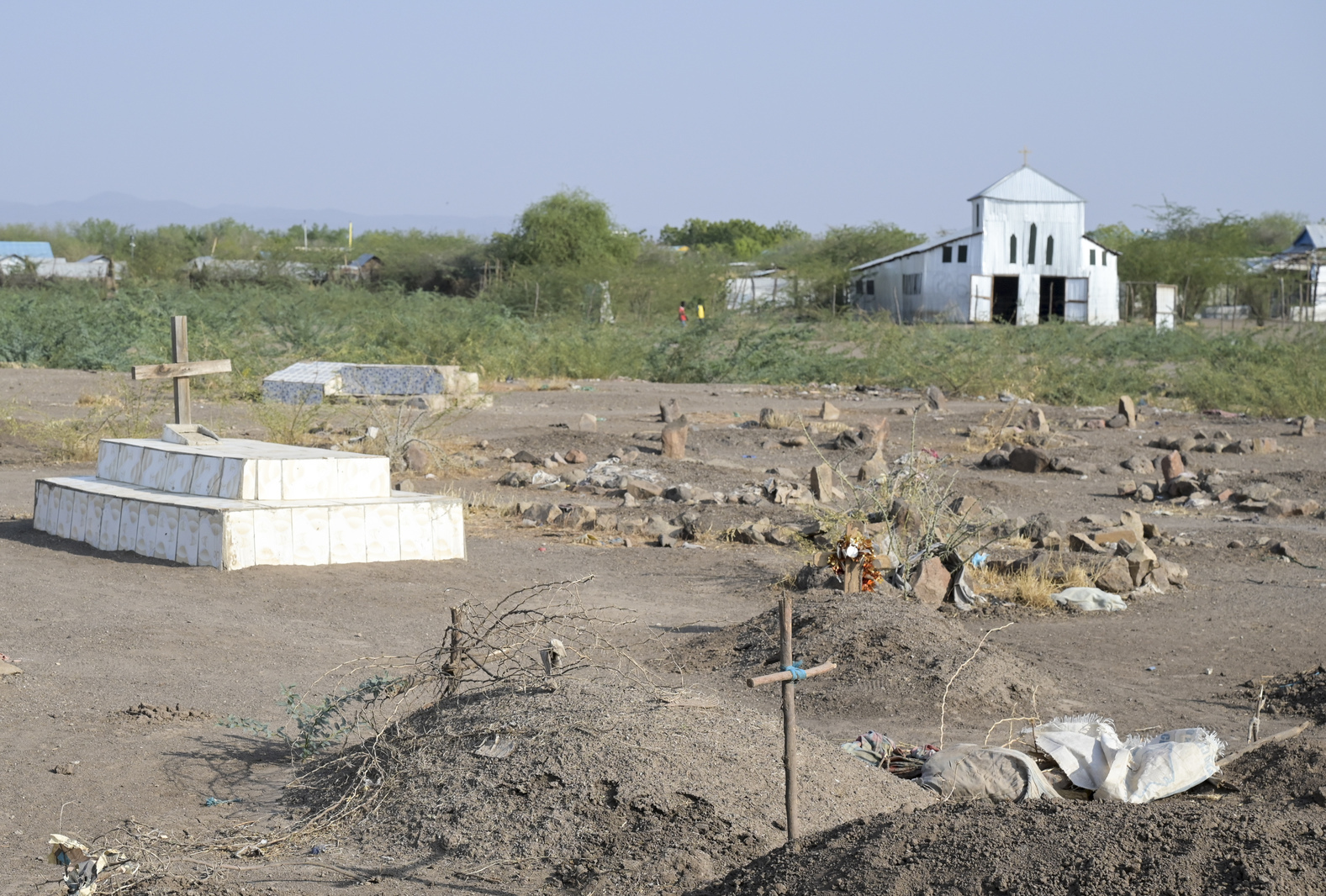 Friedhof mit Gräbern verstorbener Flüchtlinge